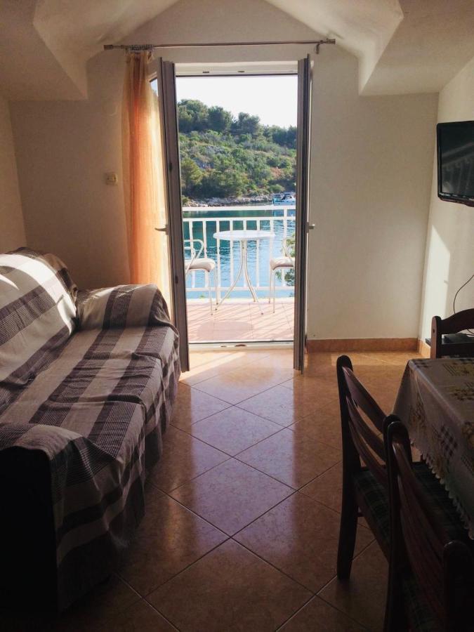 Apartmani Mima Necujam Ngoại thất bức ảnh