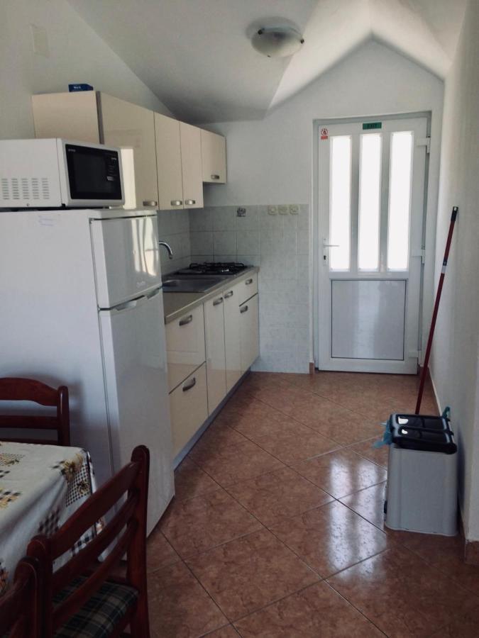 Apartmani Mima Necujam Ngoại thất bức ảnh