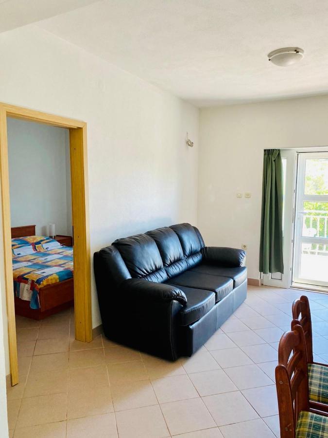 Apartmani Mima Necujam Ngoại thất bức ảnh